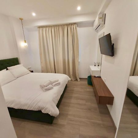 Real City Suites Syntagma Athens Exterior photo