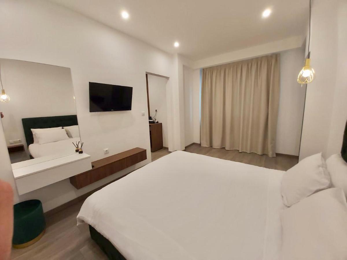 Real City Suites Syntagma Athens Exterior photo