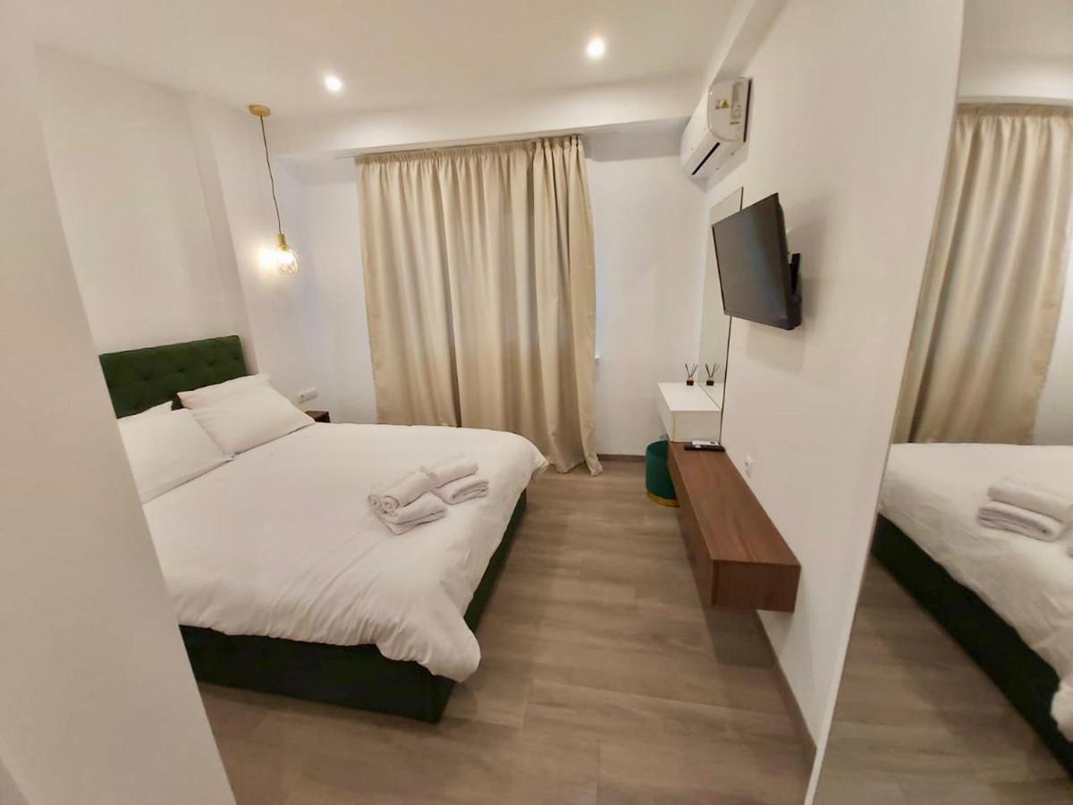 Real City Suites Syntagma Athens Exterior photo