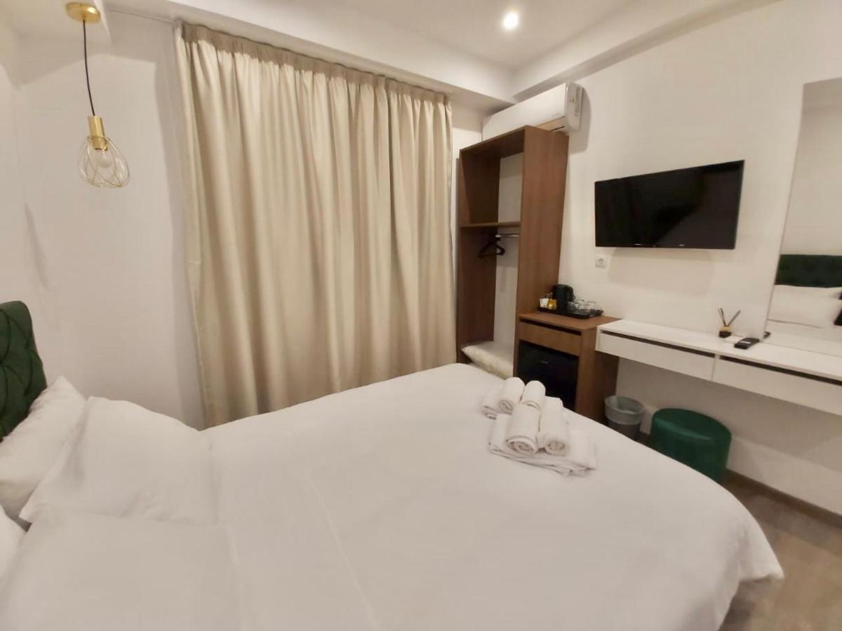 Real City Suites Syntagma Athens Exterior photo