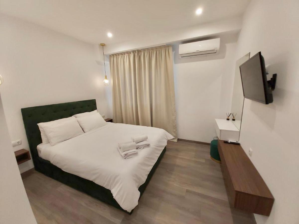 Real City Suites Syntagma Athens Exterior photo